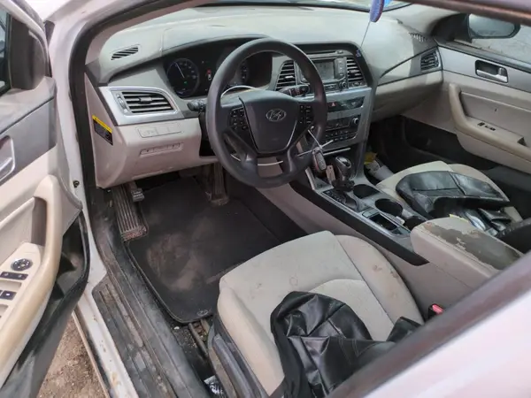 KMHE24L17GA027918 2016 HYUNDAI SONATA - Image 8