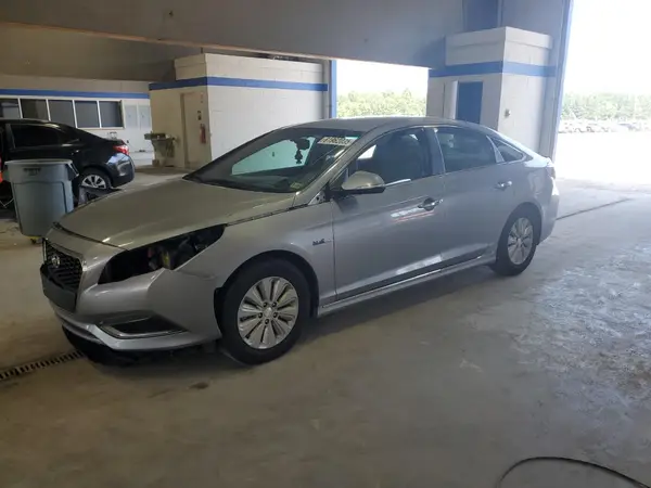 KMHE24L17GA035291 2016 HYUNDAI SONATA - Image 1