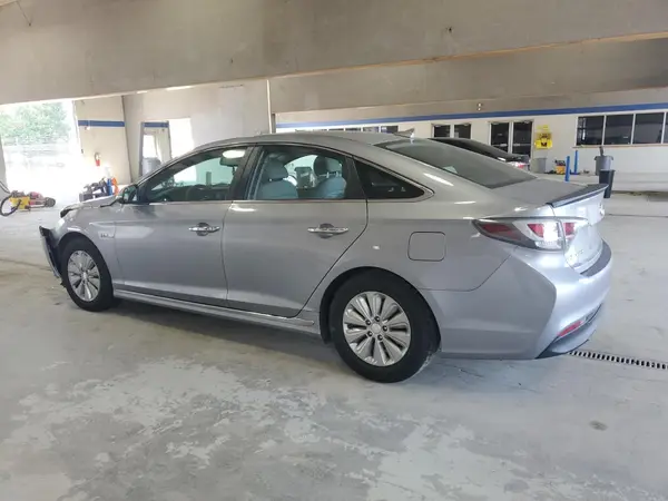 KMHE24L17GA035291 2016 HYUNDAI SONATA - Image 2