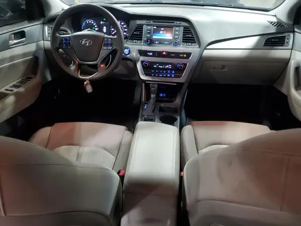 KMHE24L17GA037008 2016 HYUNDAI SONATA - Image 8