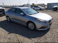 KMHE24L17GA037431 2016 HYUNDAI SONATA