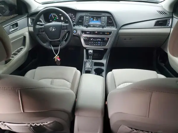 KMHE24L17GA038109 2016 HYUNDAI SONATA - Image 8