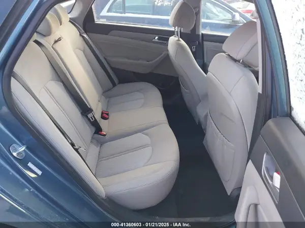 KMHE24L17GA038935 2016 HYUNDAI SONATA - Image 8