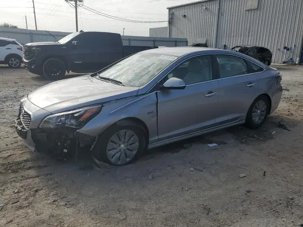 KMHE24L17GA039003 2016 HYUNDAI SONATA - Image 1