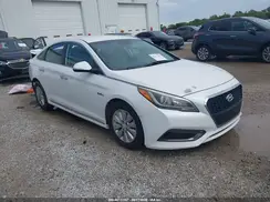 KMHE24L17GA040586 2016 HYUNDAI SONATA