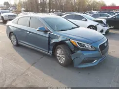 KMHE24L17GA041821 2016 HYUNDAI SONATA