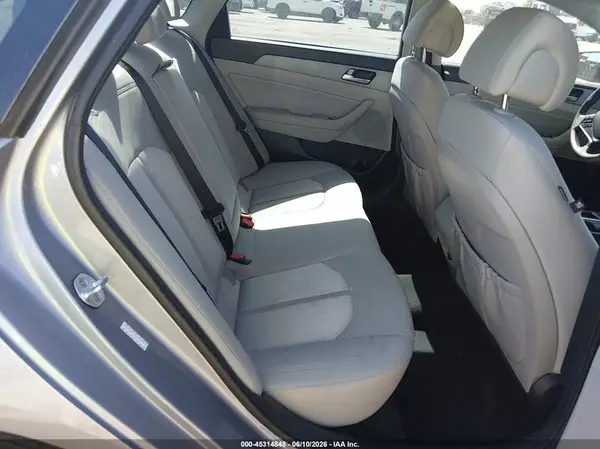 KMHE24L17HA046700 2017 HYUNDAI SONATA - Image 8