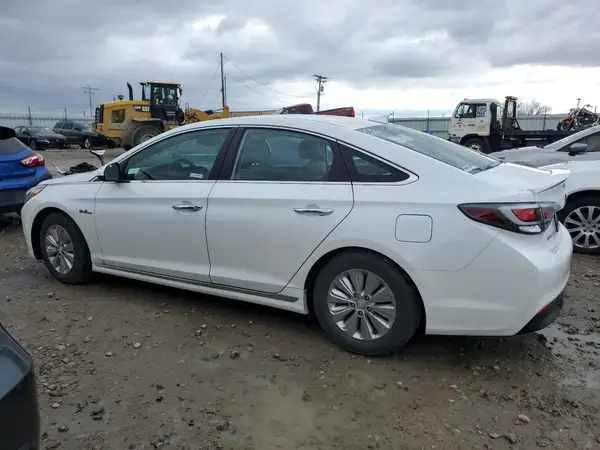 KMHE24L17HA050925 2017 HYUNDAI SONATA - Image 2