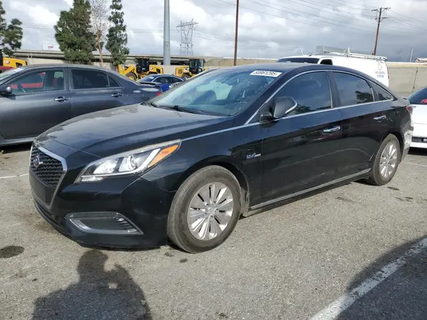 KMHE24L17HA055249 2017 HYUNDAI SONATA - Image 1