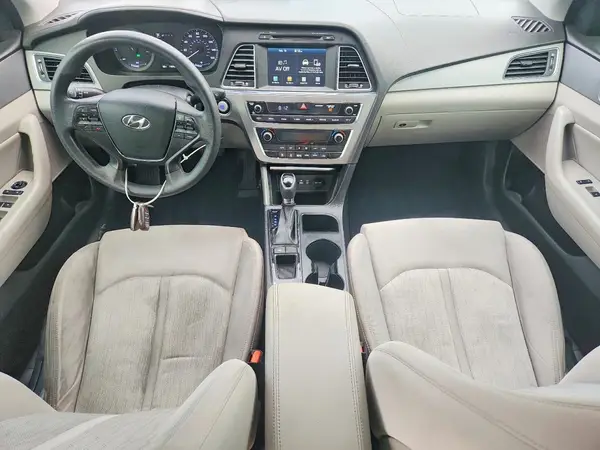 KMHE24L17HA058216 2017 HYUNDAI SONATA - Image 8