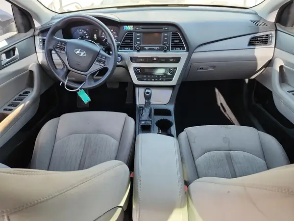 KMHE24L18GA010786 2016 HYUNDAI SONATA - Image 8