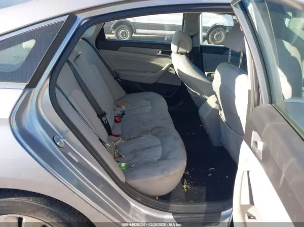KMHE24L18GA011808 2016 HYUNDAI SONATA - Image 8