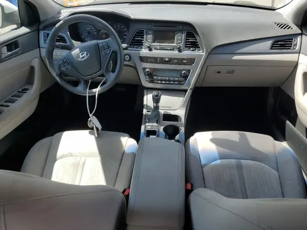 KMHE24L18GA013543 2016 HYUNDAI SONATA - Image 8