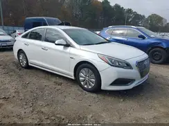 KMHE24L18GA021819 2016 HYUNDAI SONATA
