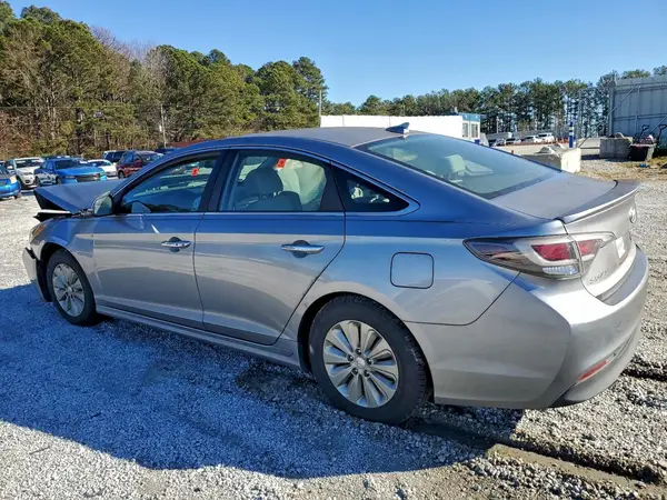 KMHE24L18GA027944 2016 HYUNDAI SONATA - Image 2
