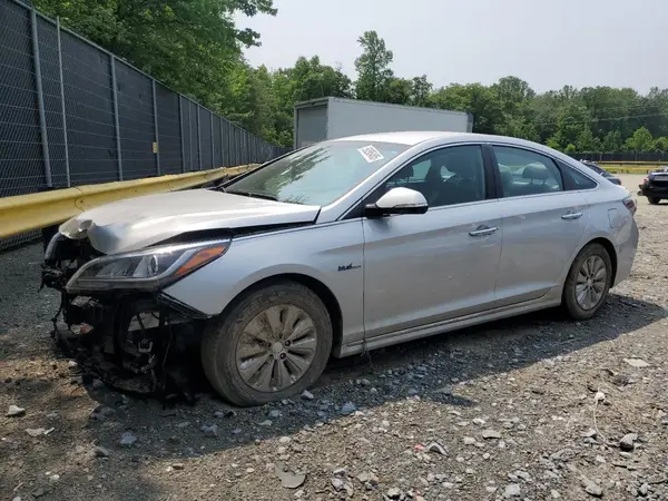 KMHE24L18GA030018 2016 HYUNDAI SONATA - Image 1