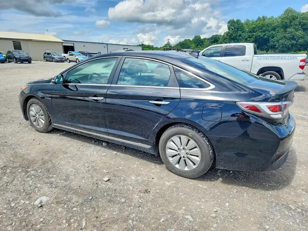 KMHE24L18GA035610 2016 HYUNDAI SONATA - Image 2