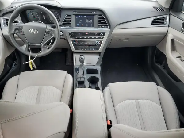 KMHE24L18HA050335 2017 HYUNDAI SONATA - Image 8