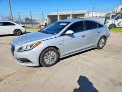 KMHE24L18HA057642 2017 HYUNDAI SONATA