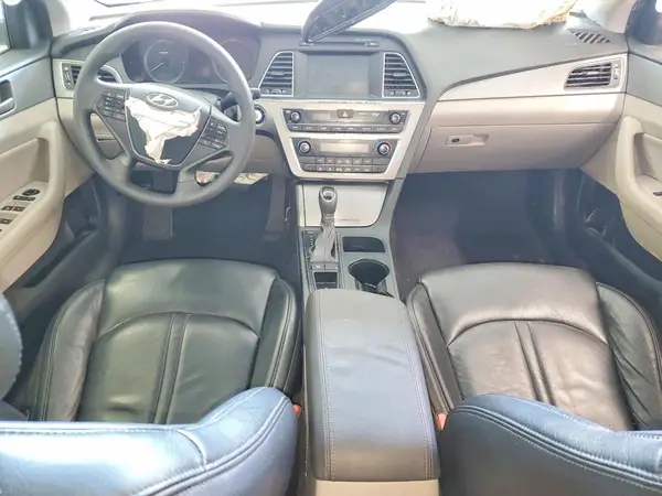 KMHE24L18HA058080 2017 HYUNDAI SONATA - Image 8