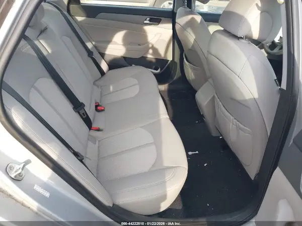 KMHE24L18HA058239 2017 HYUNDAI SONATA - Image 8