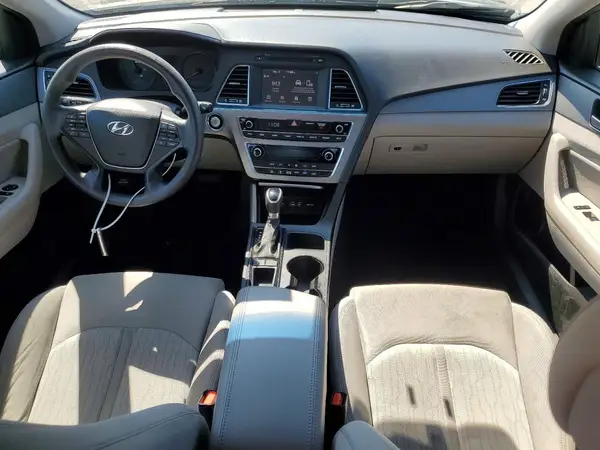 KMHE24L18HA060105 2017 HYUNDAI SONATA - Image 8