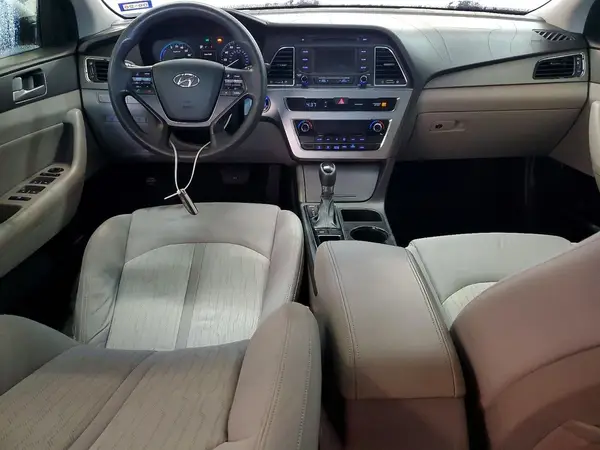 KMHE24L19GA010716 2016 HYUNDAI SONATA - Image 8