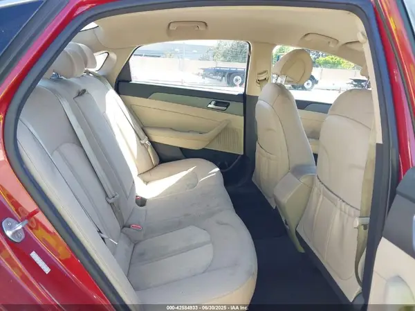 KMHE24L19GA011493 2016 HYUNDAI SONATA - Image 8