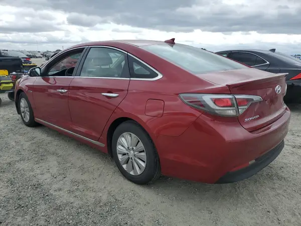 KMHE24L19GA011686 2016 HYUNDAI SONATA - Image 2