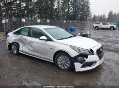 KMHE24L19GA012241 2016 HYUNDAI SONATA