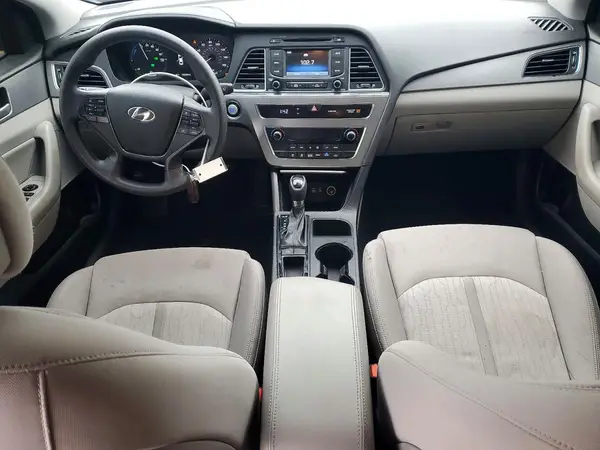 KMHE24L19GA013194 2016 HYUNDAI SONATA - Image 8