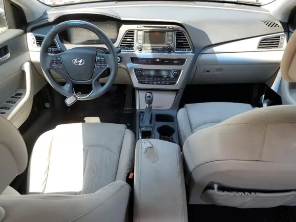 KMHE24L19GA015320 2016 HYUNDAI SONATA - Image 8