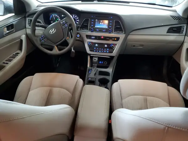 KMHE24L19GA015642 2016 HYUNDAI SONATA - Image 8