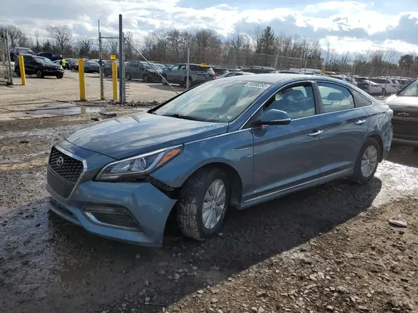 KMHE24L19GA016614 2016 HYUNDAI SONATA - Image 1