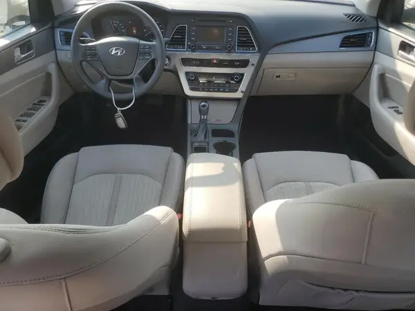 KMHE24L19GA016919 2016 HYUNDAI SONATA - Image 8