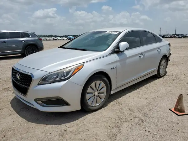 KMHE24L19GA019173 2016 HYUNDAI SONATA - Image 1