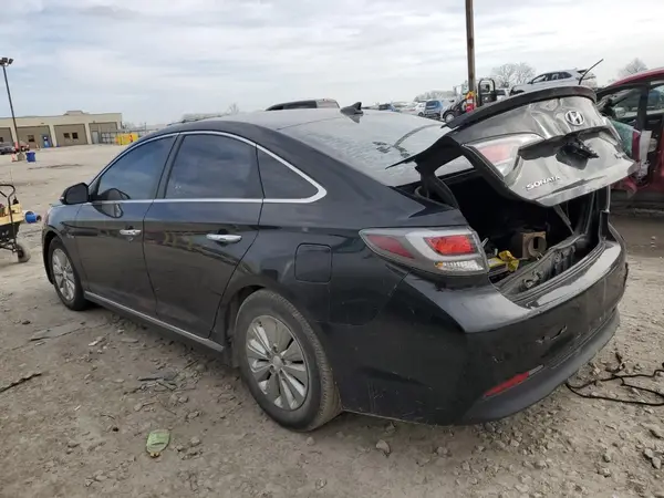 KMHE24L19GA023322 2016 HYUNDAI SONATA - Image 2