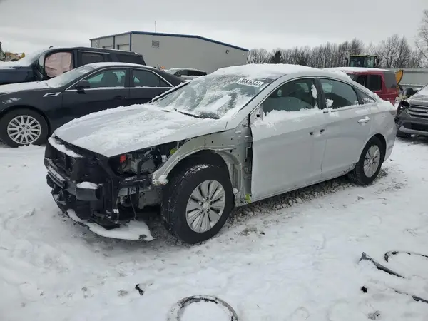 KMHE24L19GA025541 2016 HYUNDAI SONATA - Image 1