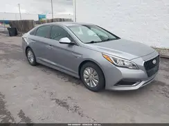 KMHE24L19GA033588 2016 HYUNDAI SONATA
