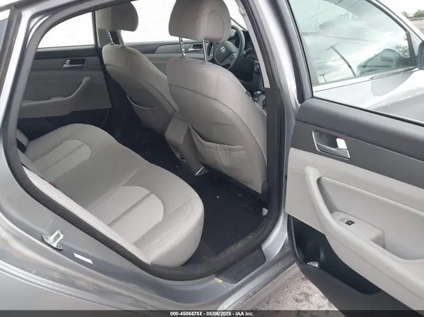 KMHE24L19GA033588 2016 HYUNDAI SONATA - Image 8