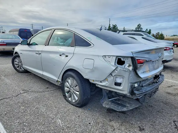 KMHE24L19GA036409 2016 HYUNDAI SONATA - Image 2
