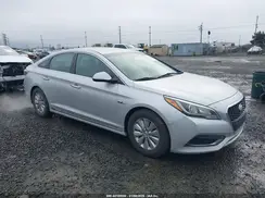 KMHE24L19GA037320 2016 HYUNDAI SONATA