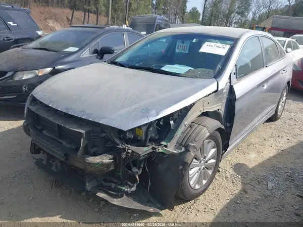 KMHE24L19GA038144 2016 HYUNDAI SONATA - Image 2