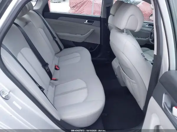 KMHE24L19GA038578 2016 HYUNDAI SONATA - Image 8