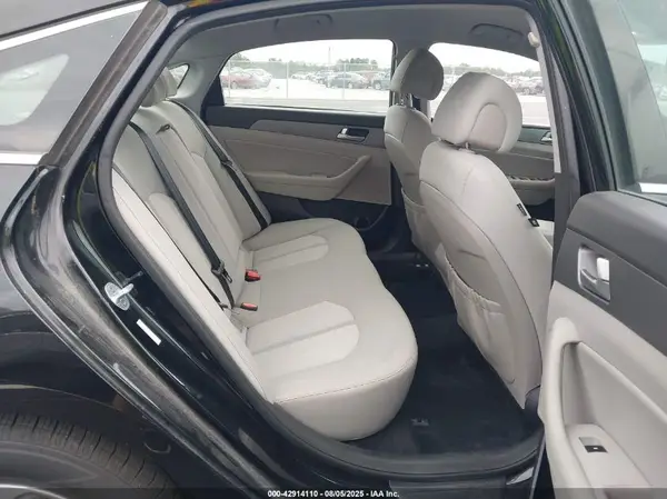 KMHE24L19GA038967 2016 HYUNDAI SONATA - Image 8
