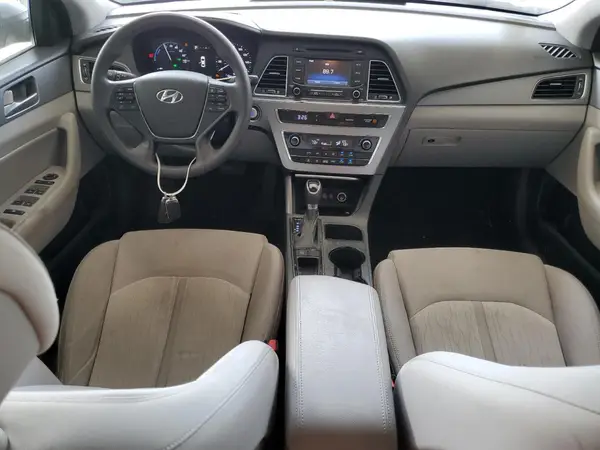 KMHE24L19GA040329 2016 HYUNDAI SONATA - Image 8