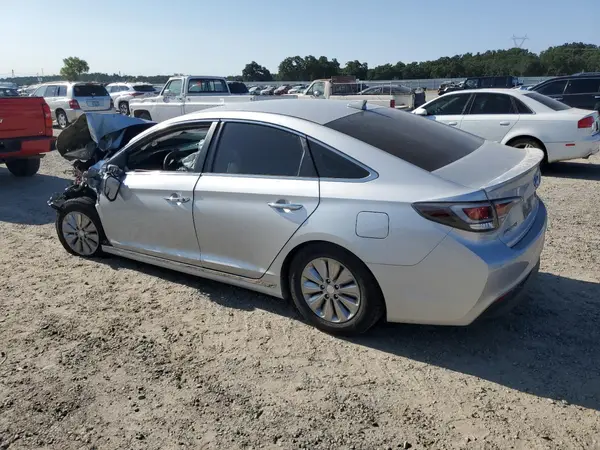 KMHE24L19GA040363 2016 HYUNDAI SONATA - Image 2