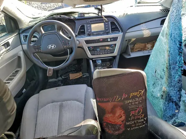 KMHE24L19GA040413 2016 HYUNDAI SONATA - Image 8