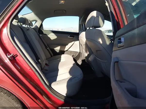 KMHE24L19GA040976 2016 HYUNDAI SONATA - Image 8