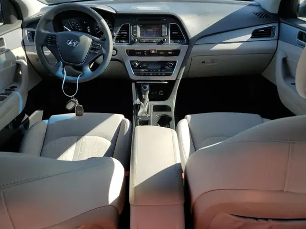 KMHE24L19GA041545 2016 HYUNDAI SONATA - Image 8